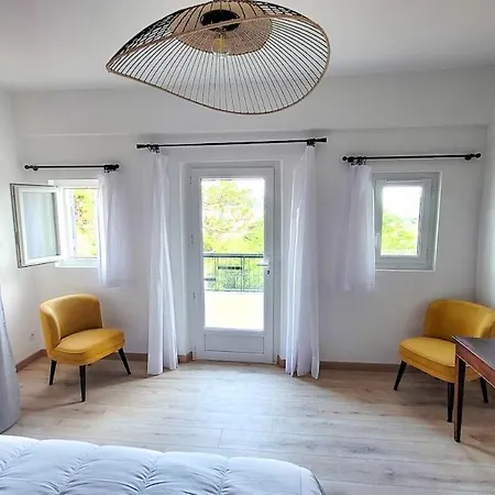 Сasa de vacaciones L'oustalette In Forcalquier