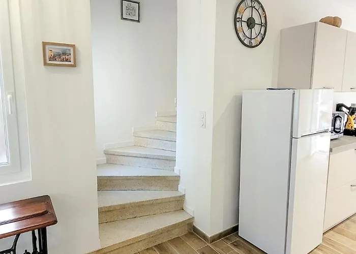 L'oustalette In Hébergement de vacances Forcalquier